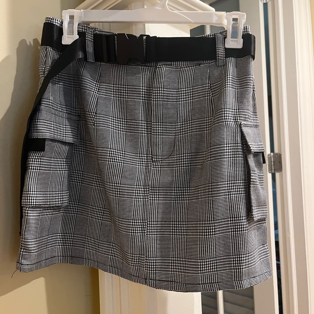 Forever 21 skirt size medium